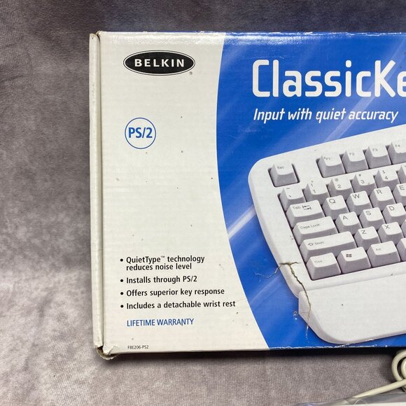 Belkin Classic PS/2 Wired Keyboard White Quiet Type - Picture 8 of 9
